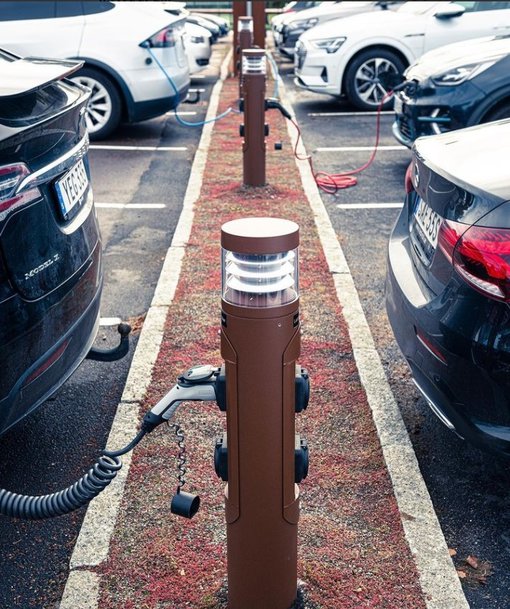 Bolster EV charging infrastructure to reach net zero